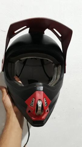 Capacete trilha e motocross