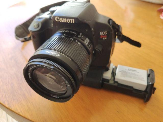 Câmera Canon T5i + Acessórios