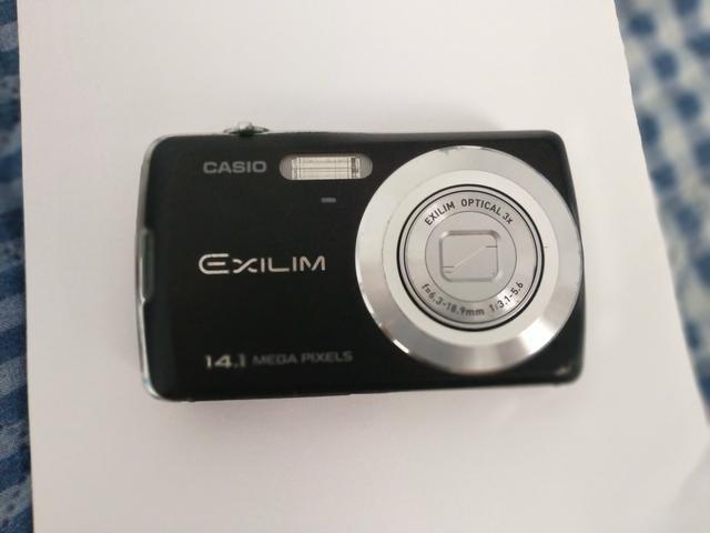 Câmera digital Casio Exilim EX-Z37