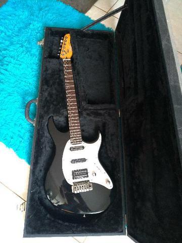 Guitarra Cort G260