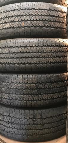Jogo de pneus 245/70 R16Bridgestone