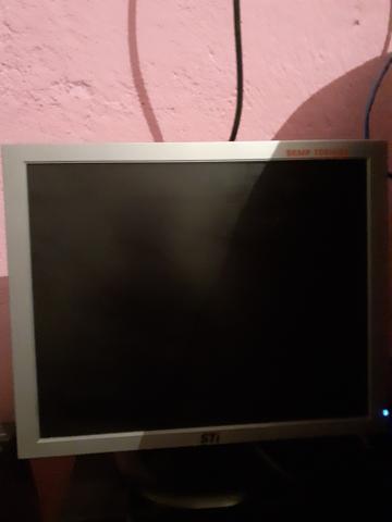 Monitor LCD 17 polegadas