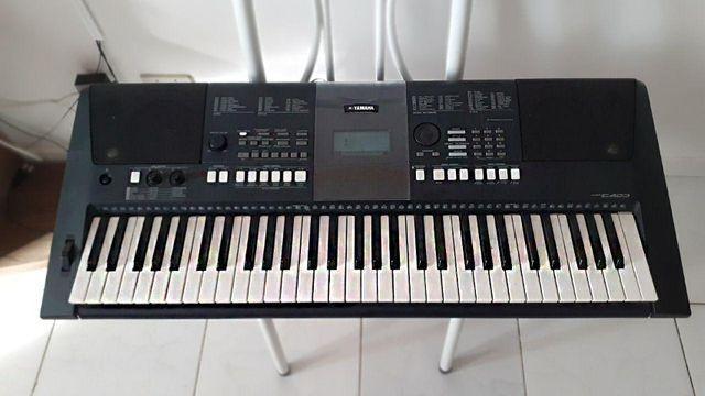 Teclado Yamaha PSR-E423