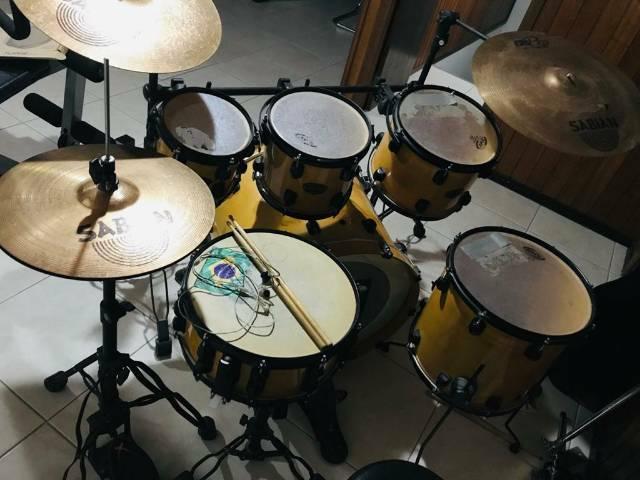 Troco / vendo - Bateria RMV CONCEPT X5 COM 3 TONS completa