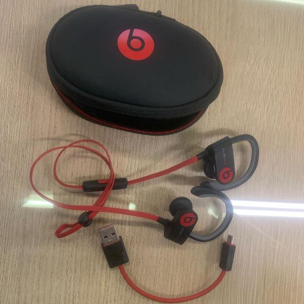 fone power beats 2 wireless preto e vermelho