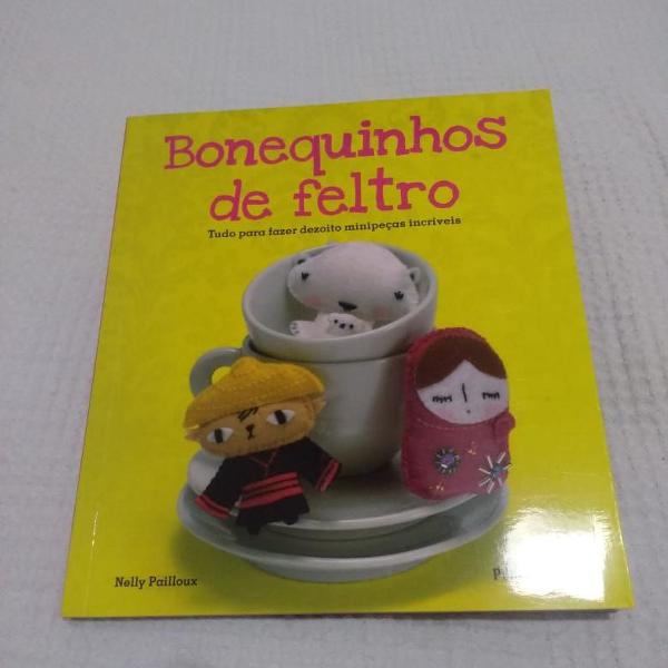 livro bonecos feltro - novo!