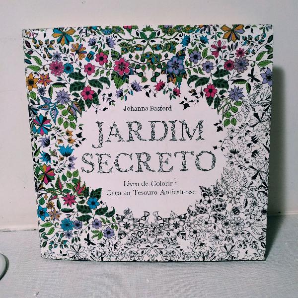 livro para colorir "Jardim Secreto"
