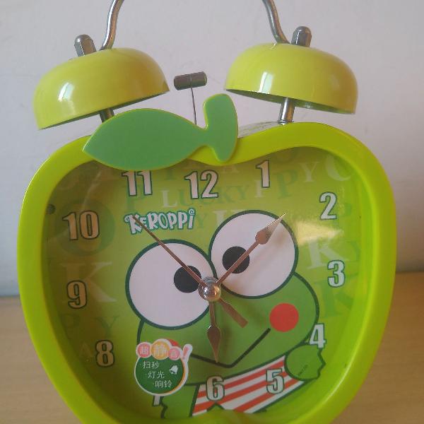 relógio de mesa e despertador Keroppi