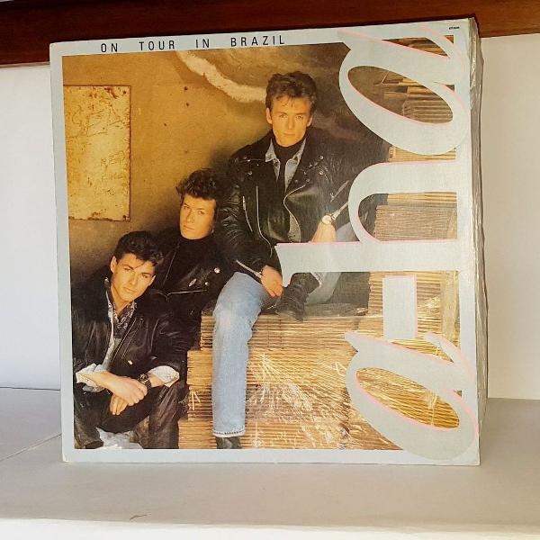 vinil a-ha on tour in brazil