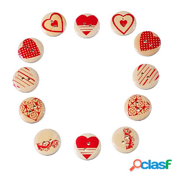 100 Pcs Multicolor Heart Shaped 2 furos madeira botões de