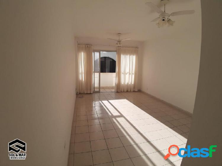 AMPLO APARTAMENTO, 02 AMBIENTES COM SACADA