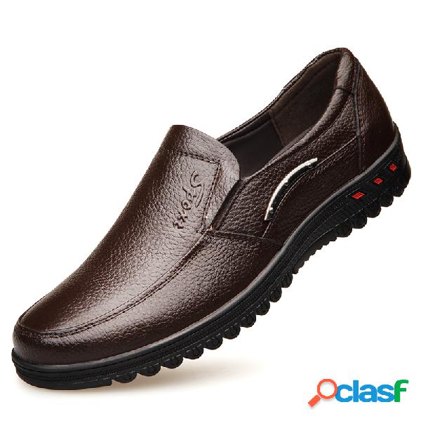 Homens de cor pura antiderrapante em sapatos de couro Casual
