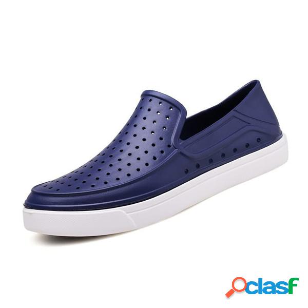 Men Hole Respirável Luz Beach Shoes Flat Slip On Cool