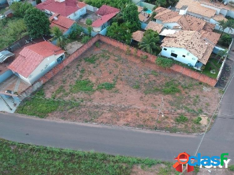 Terreno de esquina na quadra 606 Sul