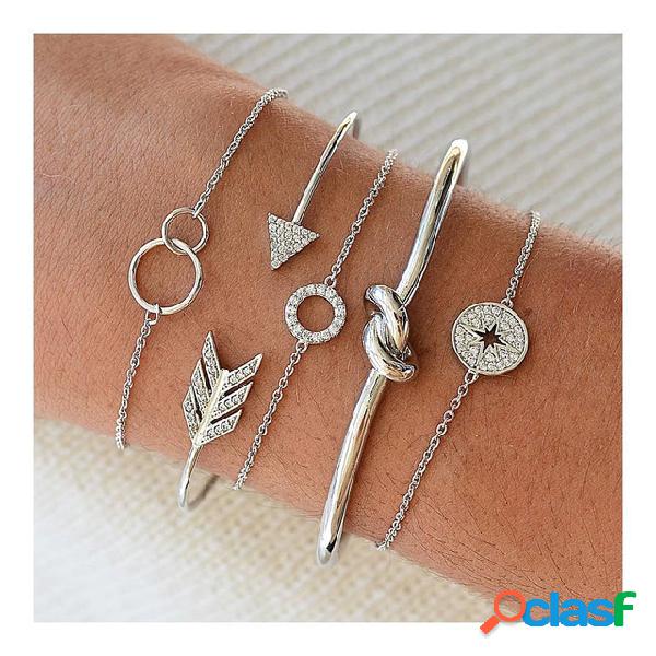 Trendy Pulseira geométrica oca de várias camadas Seta de