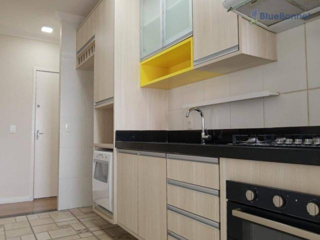 Apartamento com 3 dormitórios para alugar, 83 m² por R$
