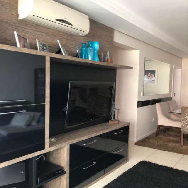 Apartamento mobiliado de 3 dormitórios com suíte no bairro