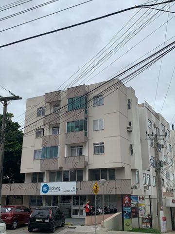 Apartamento no coração de coqueiros