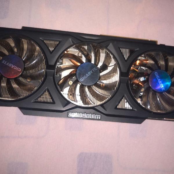 Placa de vídeo Radeon 270x