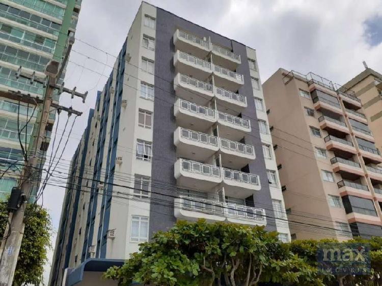 Venda: Apartamento 3 quartos sendo 1 suíte, frente mar.