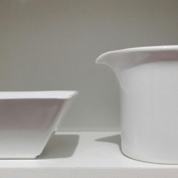 kit de porcelanas para servir Oxford com leiteira e bowl