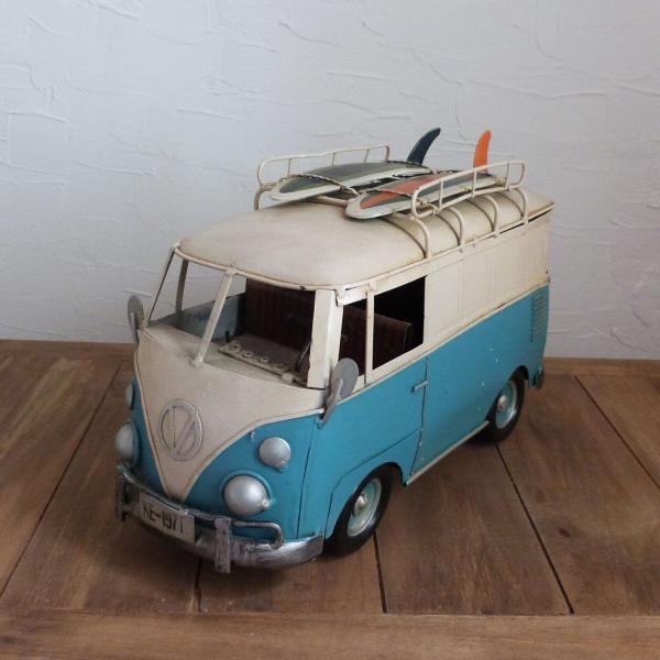 miniatura kombi de metal surf vintage artesanal