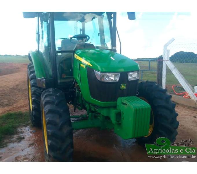 Trator John Deere 5070 E 4x4 (Com Reversor - 588 Horas!)