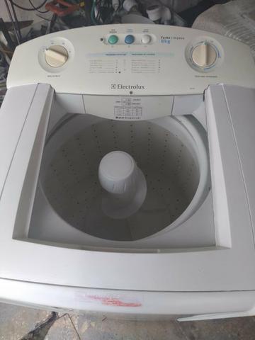 Vendo uma máquina de lavar Eletrolux 8 kilos