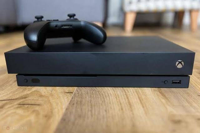 Xbox one X (leia a descrição)