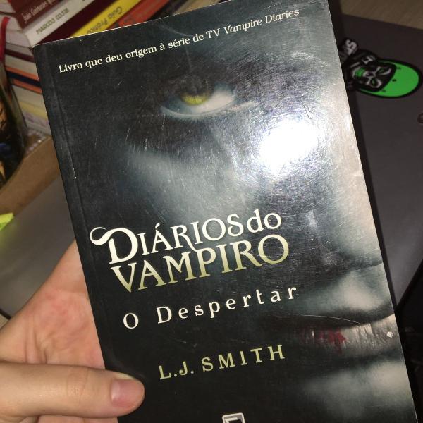 livro: diário de um vampiro