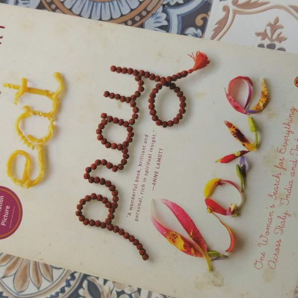 livro "eat pray love"