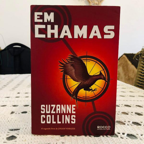 livro em chamas - trilogia jogos vorazes