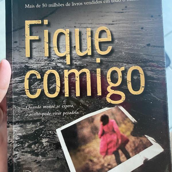 livro "fique comigo"