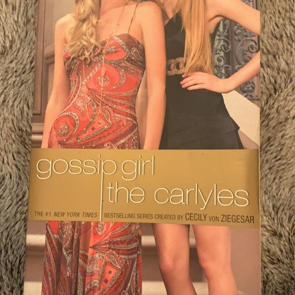 livro gossip girl the carlyles , volume 1 inglês.