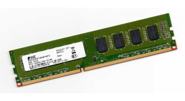 2 Memorias DDR3 - 2gb cada