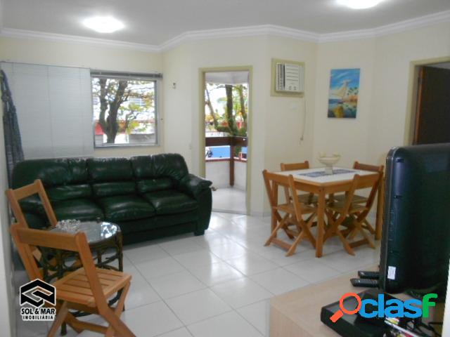 APARTAMENTO REFORMADO, LADO PRAIA