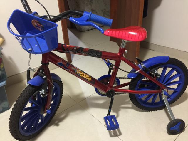 Bicicleta Homem Aranha