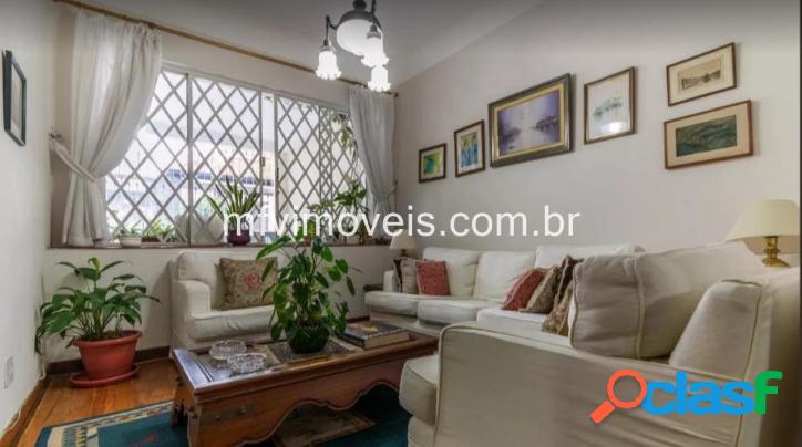 Casa 3 quartos à venda na Rua Dr. Virgílio de Carvalho