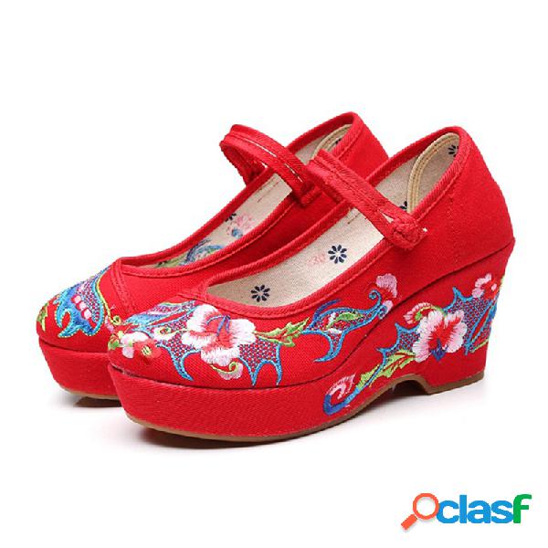 Cunhas bordadas fivela Folkways sapatos