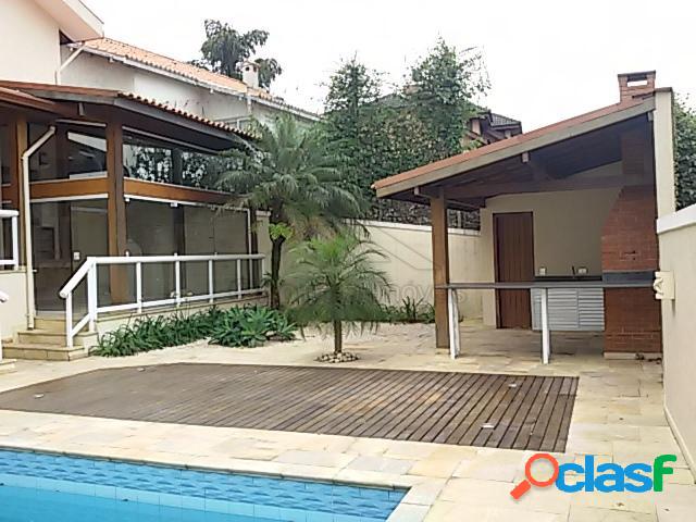 Excelente casa em Alphaville, 4 suítes