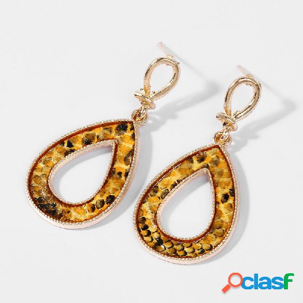 Gota de água irregular pele de cobra vintage Brincos oco de
