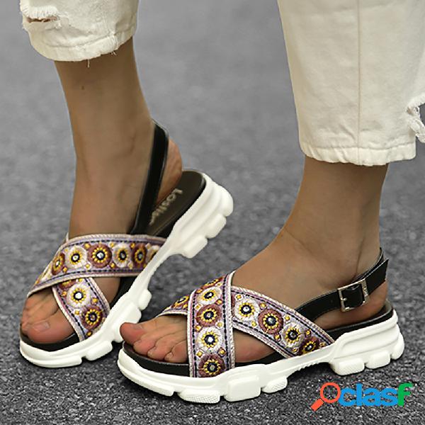 LOSTISY Bordado Cross Strap Casual Slingback Sandálias