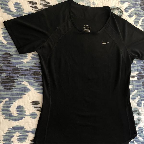 camiseta dri-fit nike