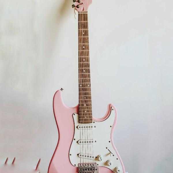 guitarra eagle rosa bebê