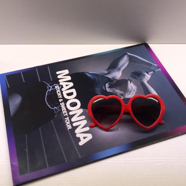 kit fanbook fotolivro e óculos show da madonna