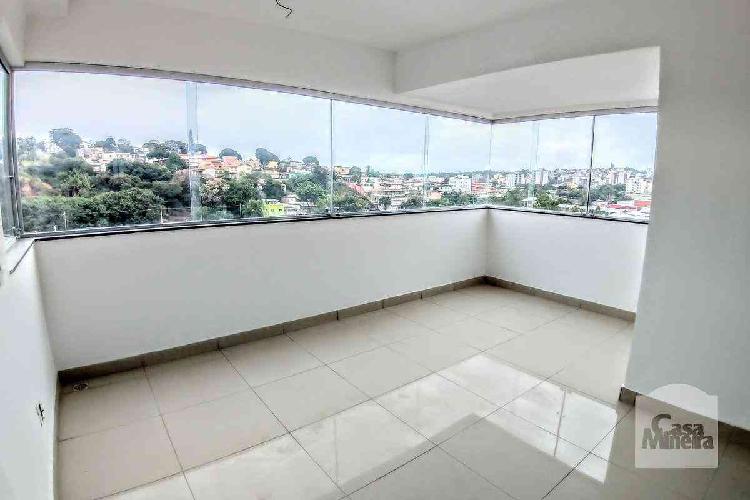 Apartamento, Castelo, 2 Quartos, 2 Vagas, 1 Suíte