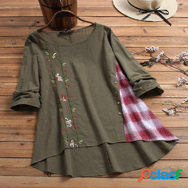 Botão floral dos retalhos do bordado Plus blusa de tamanho