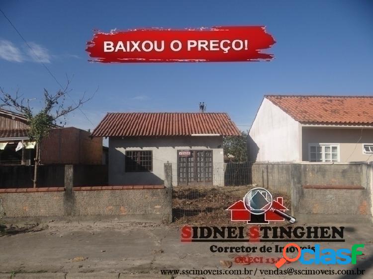 Casa com 02 dormitórios, na praia de Bal. Barra do Sul -