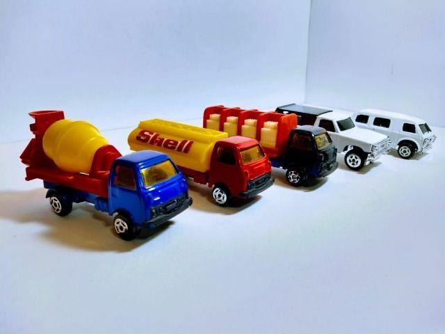 Coleção de caminhões e pickups
