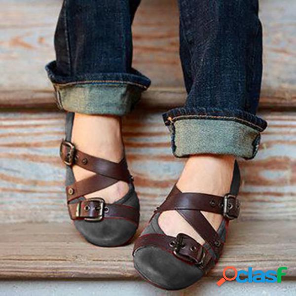 Deslizamento Toe Cruz Fechado Em Fivela Casual Sapatos Rasos